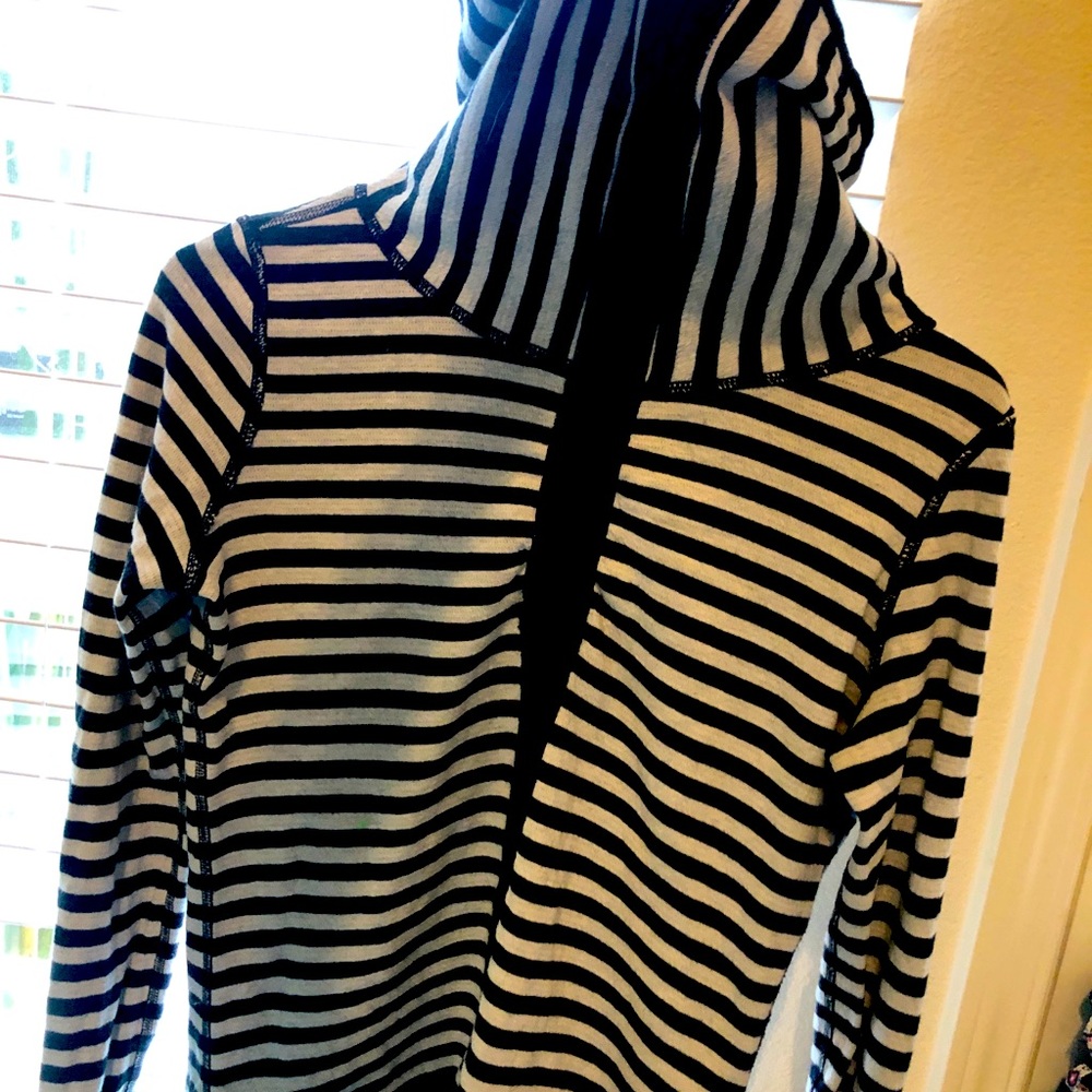Lululemon reversible hoodie with slouchy neck